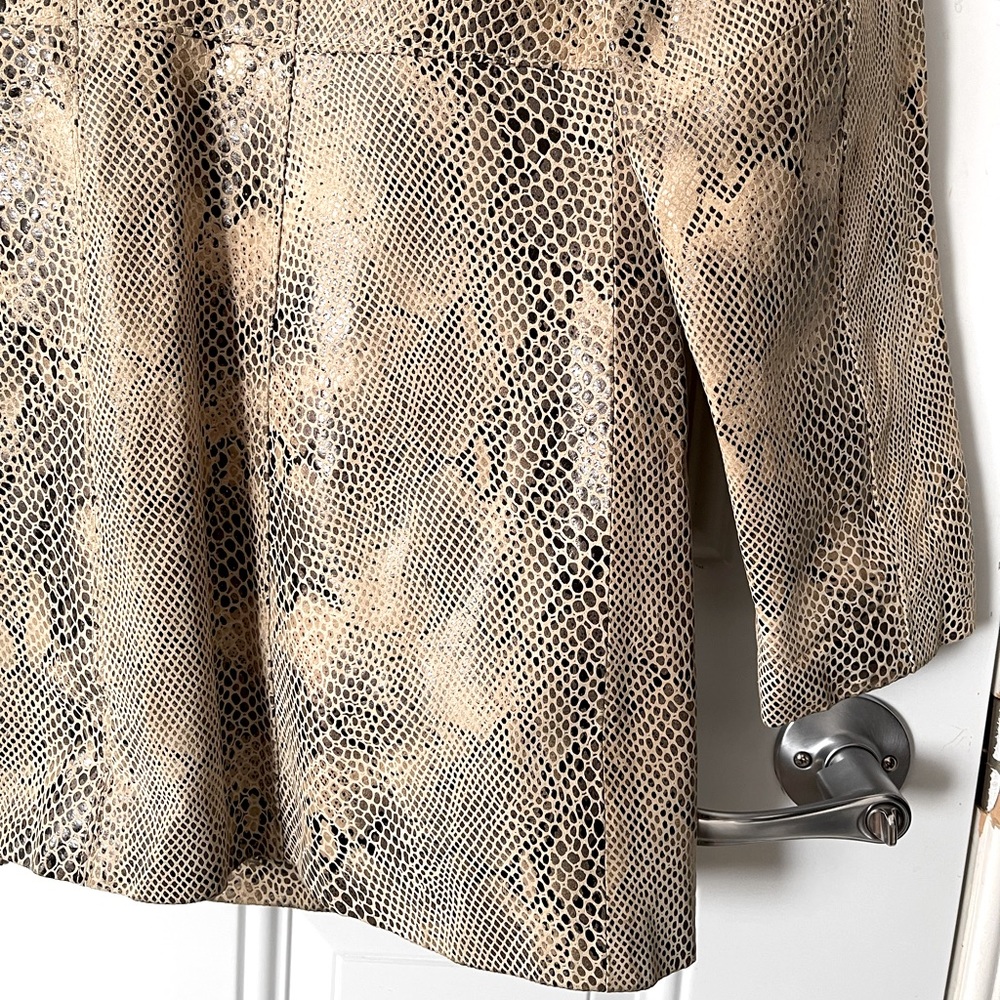 Snake 🐍 jacket XS - Picture 10 of 17